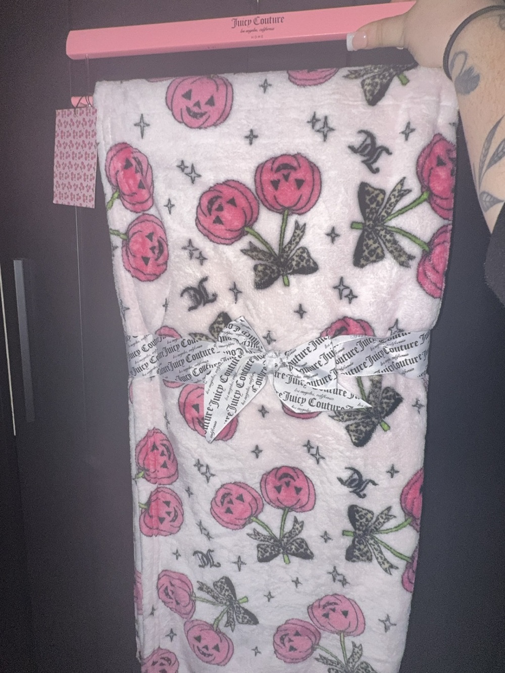 Juicy couture pumpkins with leopard bows blanket